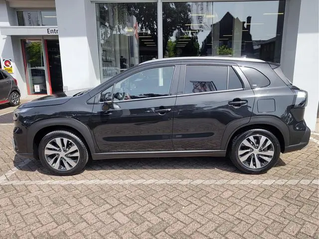 Suzuki S-Cross