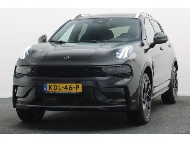 Lynk & Co 01