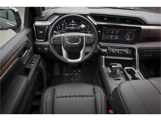 GMC Sierra