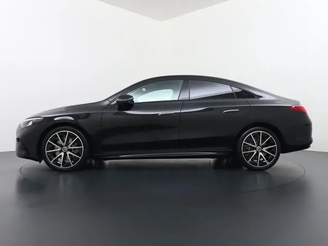 Mercedes-Benz CLA 250+ Launch Edition 85 kWh Accu | Memorystoelen | Warmtepomp | Multibeam Led | Sto...