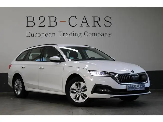 Skoda Octavia Combi 1.0 e-TSI | Virtual | LED | Trekhaak | Navi