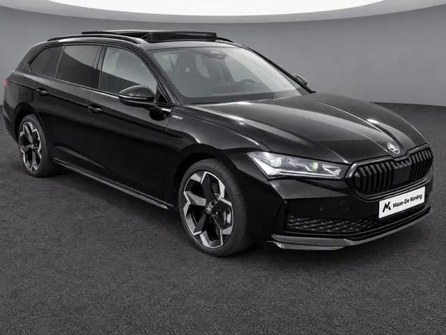 Skoda Superb 1.5TSI PHEV 150kW/204PK Sportline · Panoramadak · Trekhaak · Leder/Alcantara · Garantie...