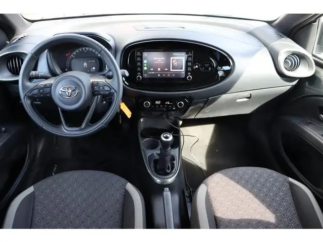 Toyota Aygo X 1.0 VVT-i MT Pulse, Apple Carplay/ Android Auto, Climate control, Adaptieve cruise con...