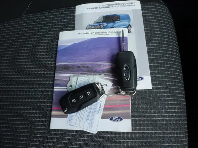 Ford Transit Courier