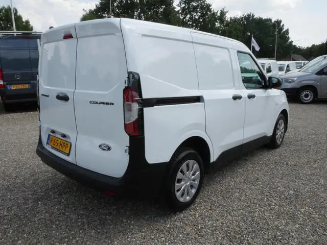 Ford Transit Courier 1.5 EcoBlue 100PK Airco Cruise control