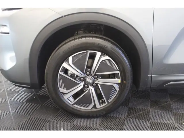 Geely Starray EM-i