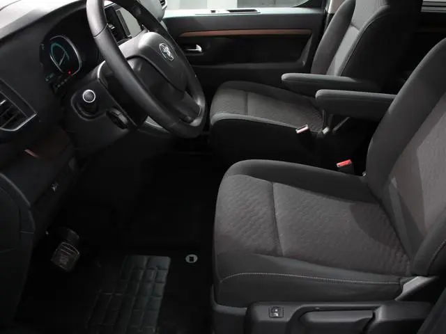 Toyota pro-ace