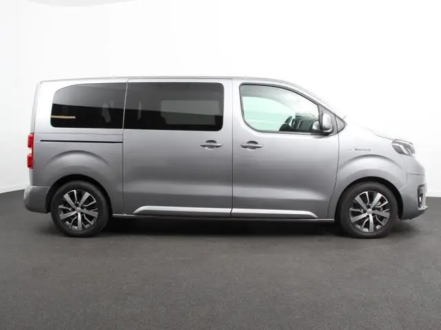 Toyota pro-ace