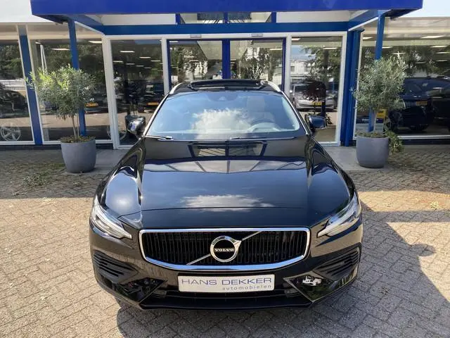 Volvo V60 2.0 T6 Twin Engine AWD Inscription Camera / Trekhaak / Stoelverwarming Voor & Achter