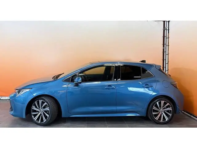Toyota Corolla 1.8 Hybrid Business Plus navi | lmv | leer | cruise control | panodak