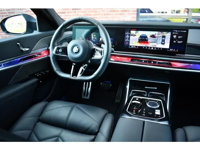 BMW 7-serie 750e xDrive M-Sport Pro Frozen-Grey Auto-Doors Exe-Drive-Pro Trekhaak
