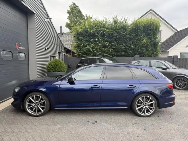 Audi S4