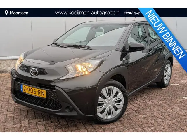 Toyota Aygo X 1.0 VVT-i S-CVT Play Automaat, Navigatie met Android Auto & Apple Carplay, Achteruitri...