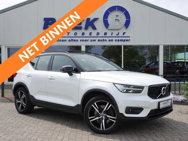 Volvo XC40 1.5 T4 Recharge R-Design VOL LEER | PANO | 360° CAM | HARMAN-KARDON