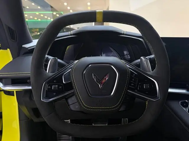 Corvette C8