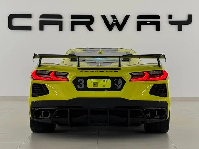 Corvette C8