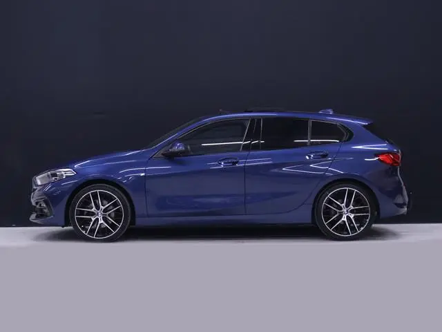 BMW 1-serie 118i M Sport [SCHUIFKANTELDAK, APPLE CARPLAY, ANDROID AUTO, STOELVERWARMING, STUURVERWAR...
