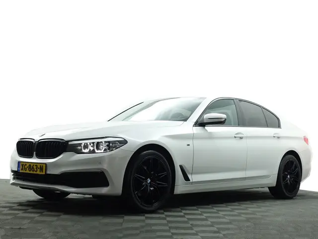 BMW 5-serie 520d M Sport High Exe Aut- Xenon Led, Park Assist, Navi, Virtual Cockpit, Elek Stoel