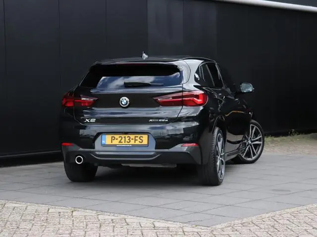 BMW X2 xDrive25e High Executive | M SPORT | LEDER | PANO | STOELVERW. | CAMERA | ADAPT. CRUISE | NAV...