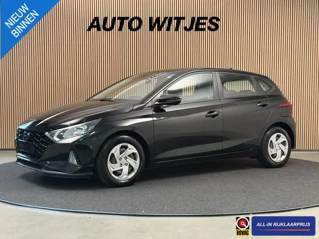 Hyundai i20 1.0 T-GDI 100PK Comfort | Carplay | Camera | Armsteun | Stoel- & Stuurverw. | Incl. gara...