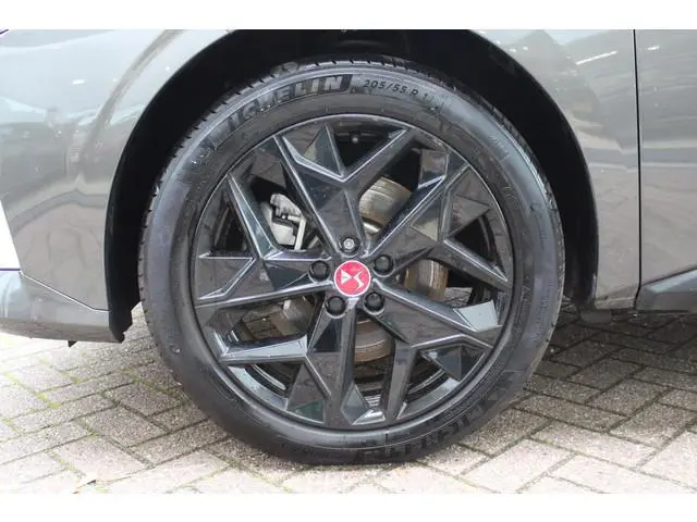 DS DS 4