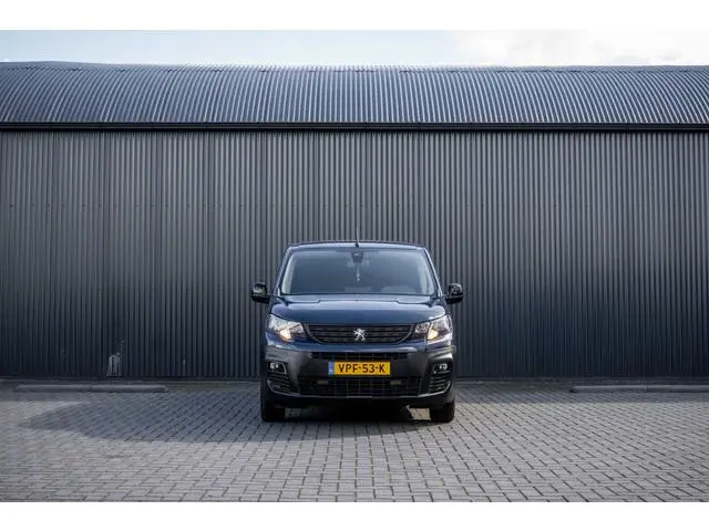 Peugeot Partner 1.5 BlueHDi 100PK | 3-Zits | Camera | Carplay | Cruise | PDC | Airco | Trekhaak