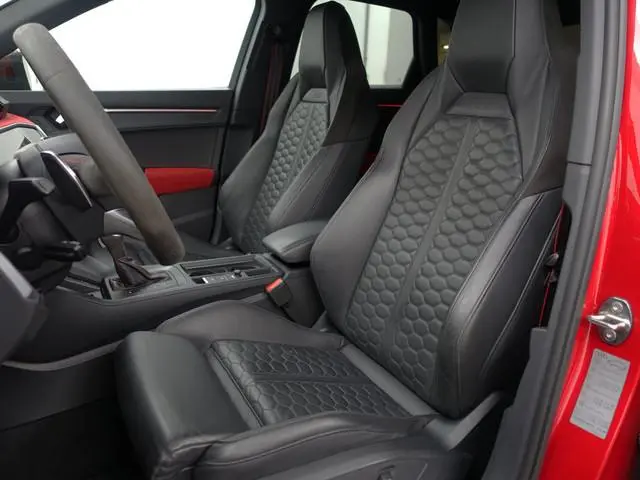 Audi RSQ3