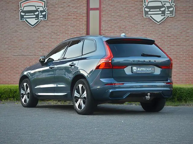 Volvo XC60 T6 Recharge AWD Plus Dark | Trekhaak | SOH 100%