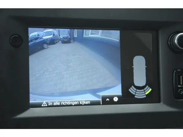 Nissan Interstar