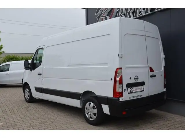 Nissan Interstar