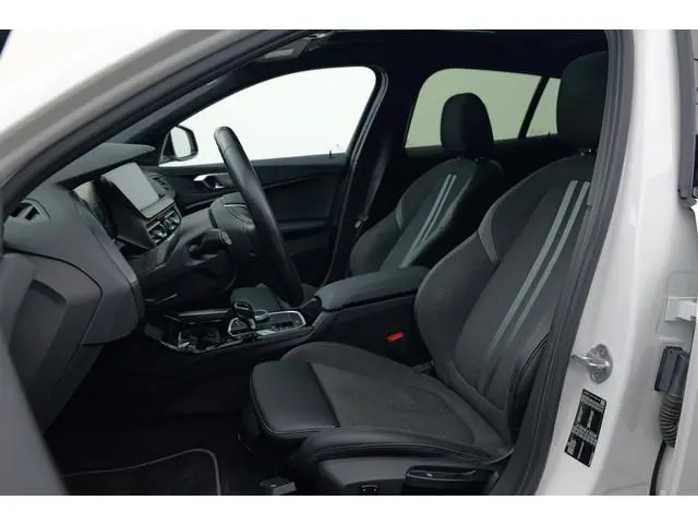 BMW 1-serie 118i Executive Edition | Pano | Stoelverwarming | Half leer