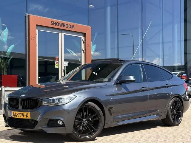 BMW 3-serie Gran Turismo 320i M-Sport | Pano | Leder | El. Kofferbak | 19 inch |