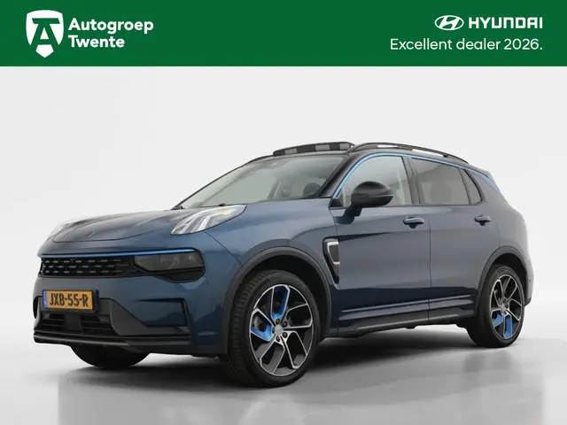 Lynk & Co 01