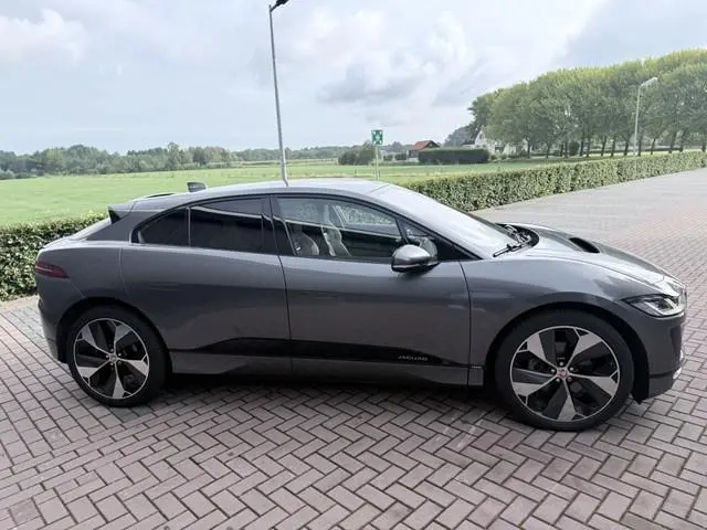 Jaguar I-PACE