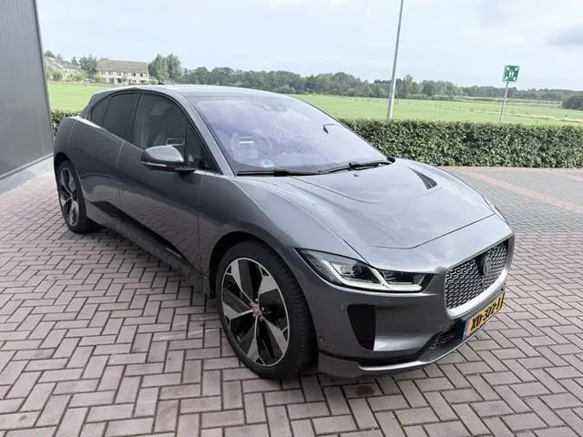 Jaguar I-PACE