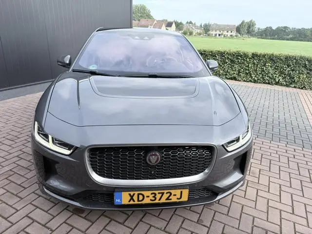 Jaguar I-PACE