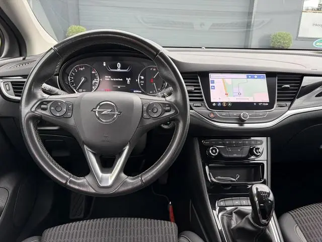 Opel Astra 1.2 Business Elegance 2e Eigenaar l Navi l Camera l Carplay l Keyless l Trekhaak l 110pk...