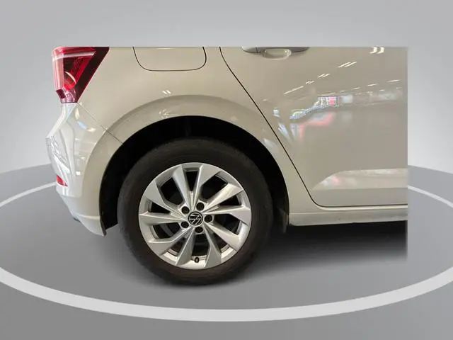 Volkswagen Polo 1.0 TSI 95pk DSG Style · Camera · Matrix LED · Stoelverwarming · P-Sensoren · ACC ·...