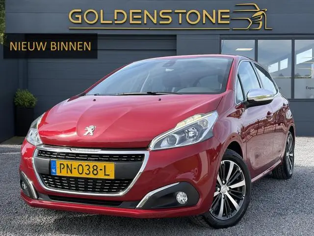 Peugeot 208 1.2 PureTech Allure 110pk,D-riem vv in 05-2026,Carplay,Navi,N.A.P,Lm velgen,Dealer Onder...