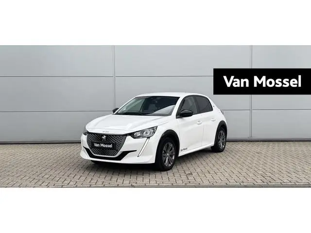 Peugeot e-208 EV Allure 50 kWh | Parkeersensoren | Navi | Cruise Control