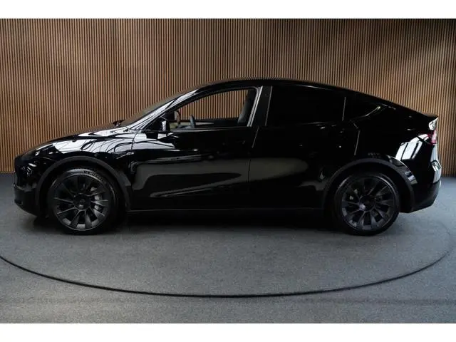 Tesla Model Y SOH: 96,7% Navi 360° Leder ACC Autopilot PDC Elektr. achterklep Stoelverwarmimg voor e...