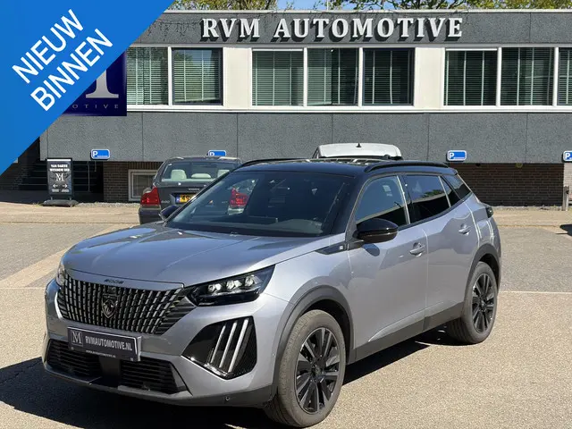 Peugeot e-2008 GT WARMTEPOMP| SOH 96% | ACHTERUITRIJCAMERA| RIJSTROOK-ASSISTENT| APPLE CARPLAY/ ANDR...