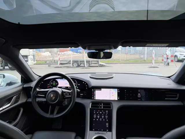 Porsche Taycan