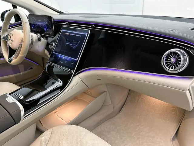 Mercedes-Benz EQS