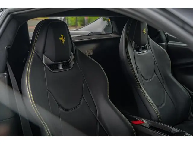 Ferrari 296