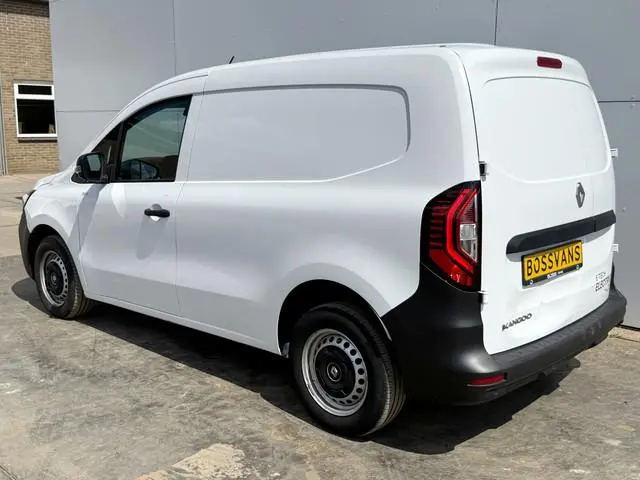 Renault Kangoo E-Tech 45kWh 122PK L1 300km WLTP Climate Control Carplay Parkeersensoren 360° Snellad...