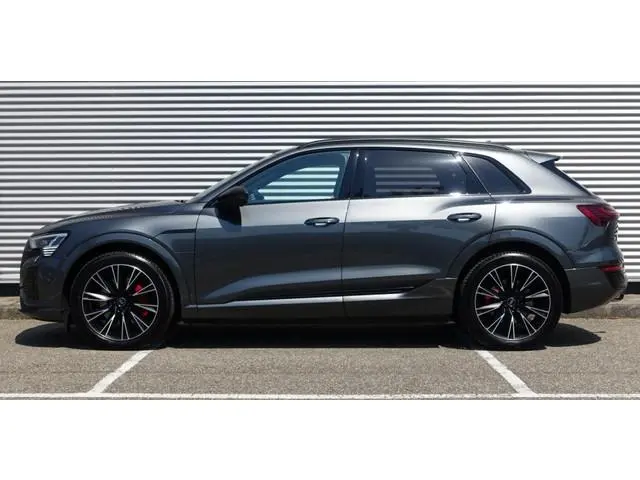 Audi Q8 E-tron 55 Quattro S-Edition Competition I NL-Auto I 1e Eig. I 100% dealer I SOH 91,45% I B&O...