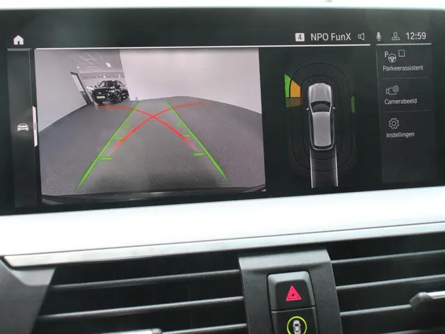 BMW X3 xDrive30e Plug in Hybride Advantage Automaat | Navigatie | Climate Control | Adaptive Cruise...