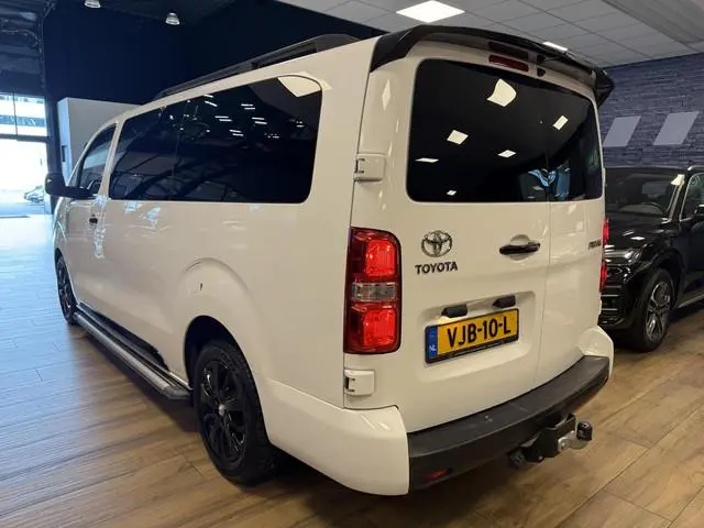 Toyota PROACE Worker 2.0 D-4D Black Line Long |EURO 6|CARPLAY|CLIMA|TREKHAAK|A.CAMERA|PDC|CRUISE|2.5...