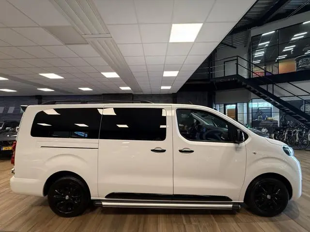 Toyota pro-ace